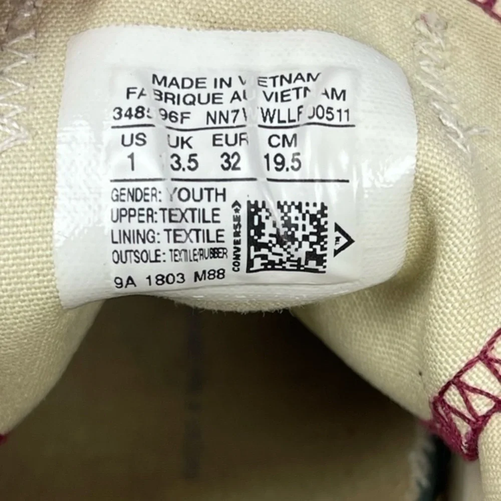 Converse All Star Sneakers‎ in Burgundy Size 1 Youth Girl's